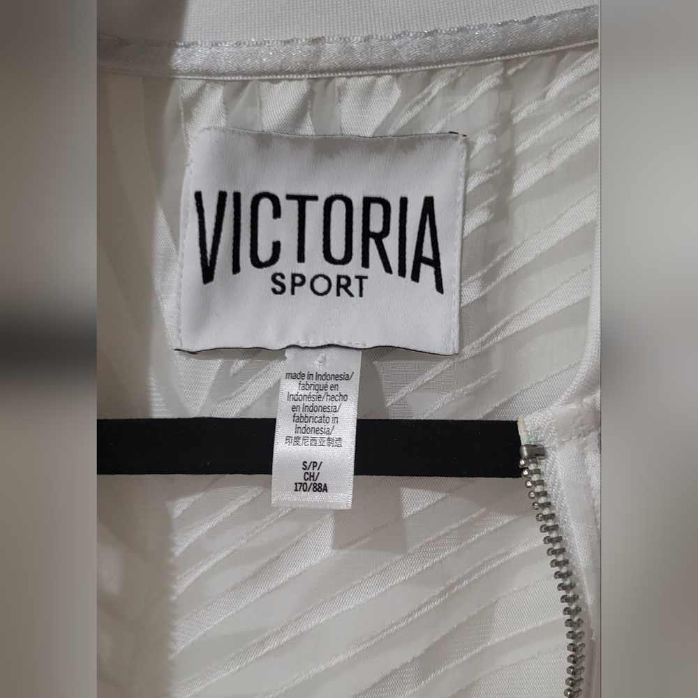 Jacket - Picture 3 of 3